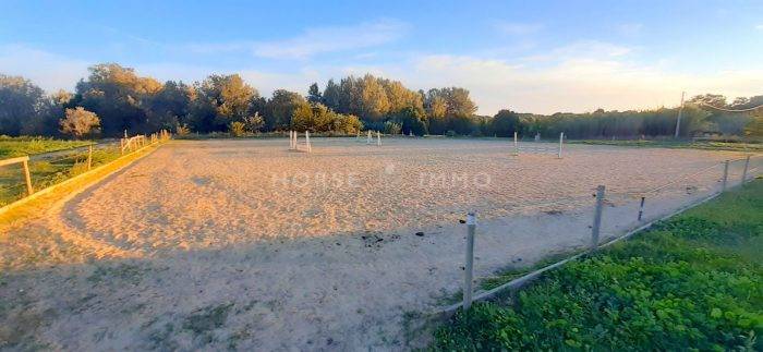 Gard - Domaine équestre sur 6 hectares