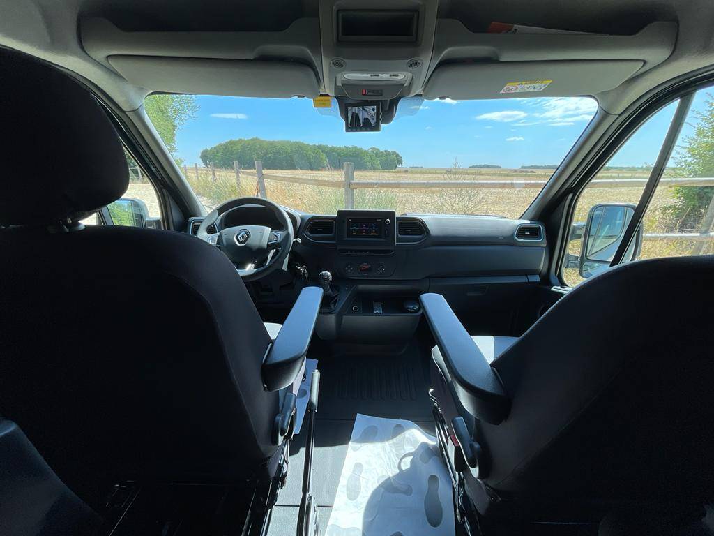 Location camion pour chevaux proche Évreux