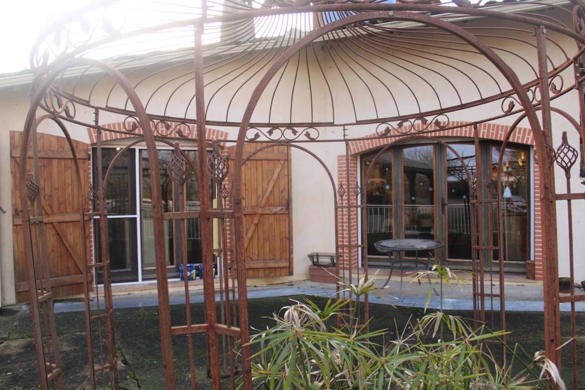 PROPRIETE EQUESTRE DANS LE TARN ET GARONNE