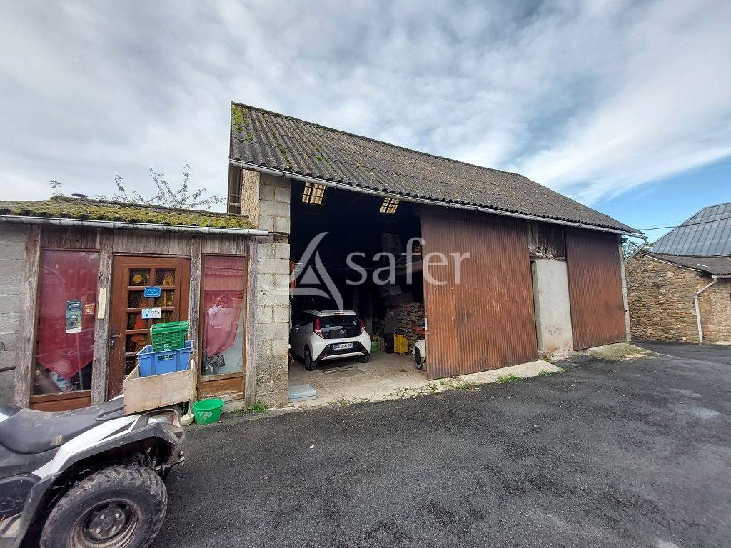 Propriété agricole très bien groupée d'environ 40 ha 50