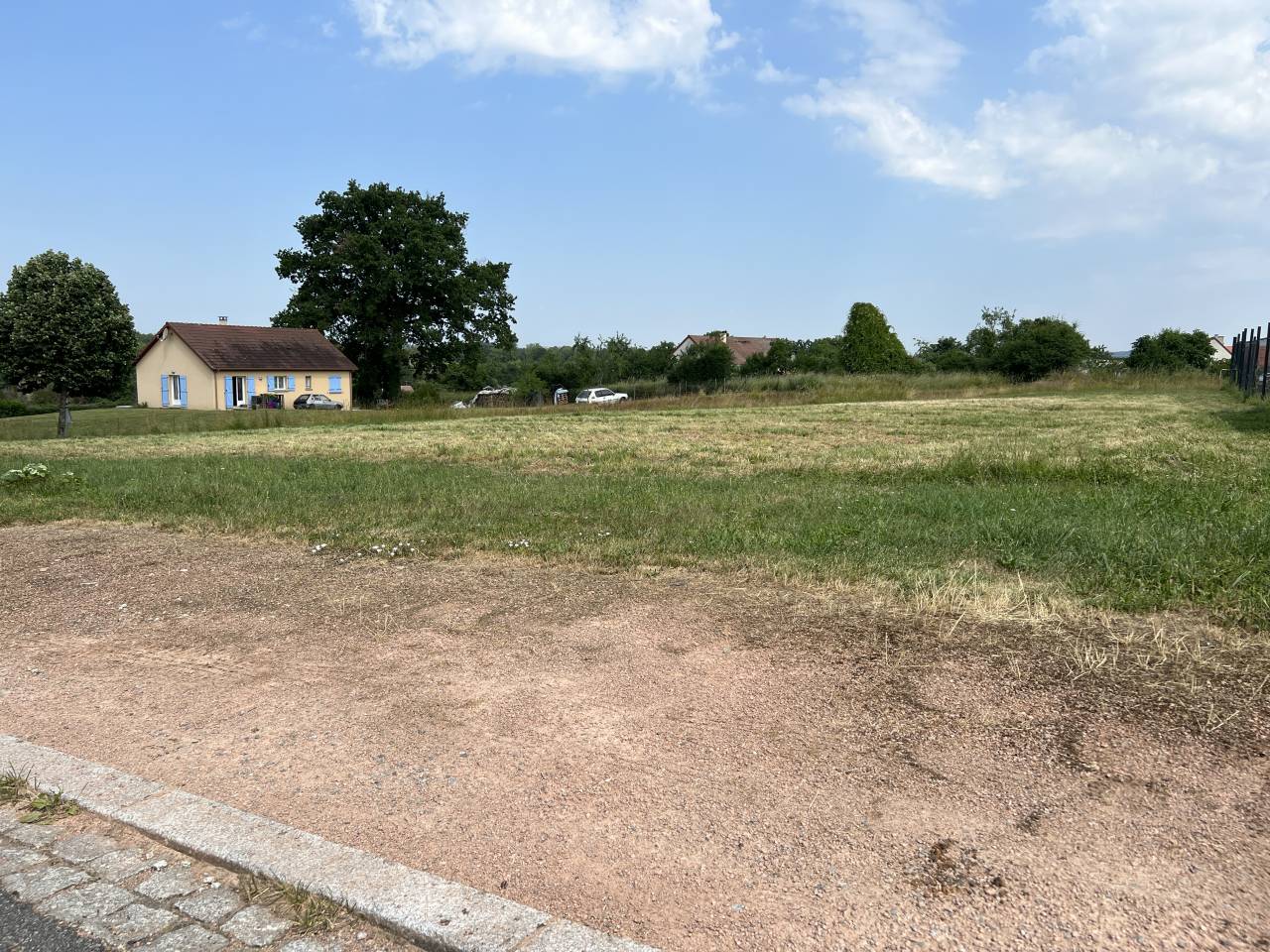 Parsac-Rimondeix, terrain à bâtir