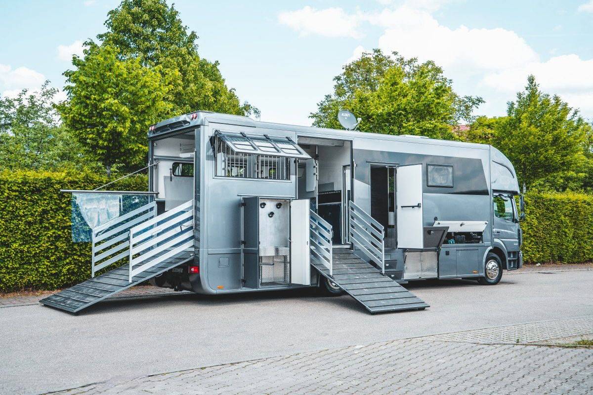 MERCEDES-BENZ ATEGO 1527 POP OUT