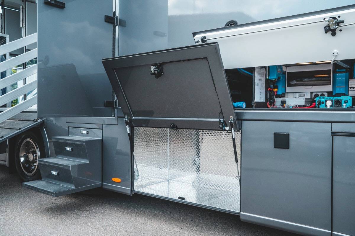 MERCEDES-BENZ ATEGO 1527 POP OUT