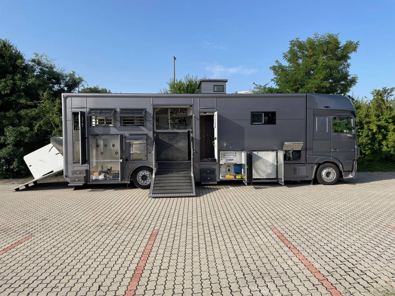 DAF XF 530 POP OUT & POP UP