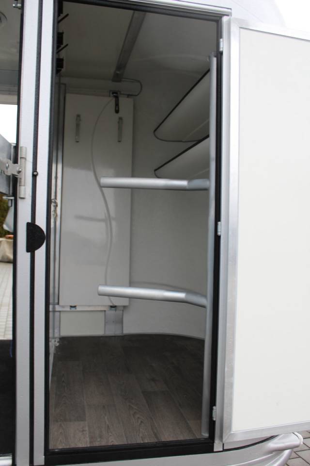 REMORQUE ANKA 2 CHEVAUX STALLION DOUBLE PONT & SELLERIE