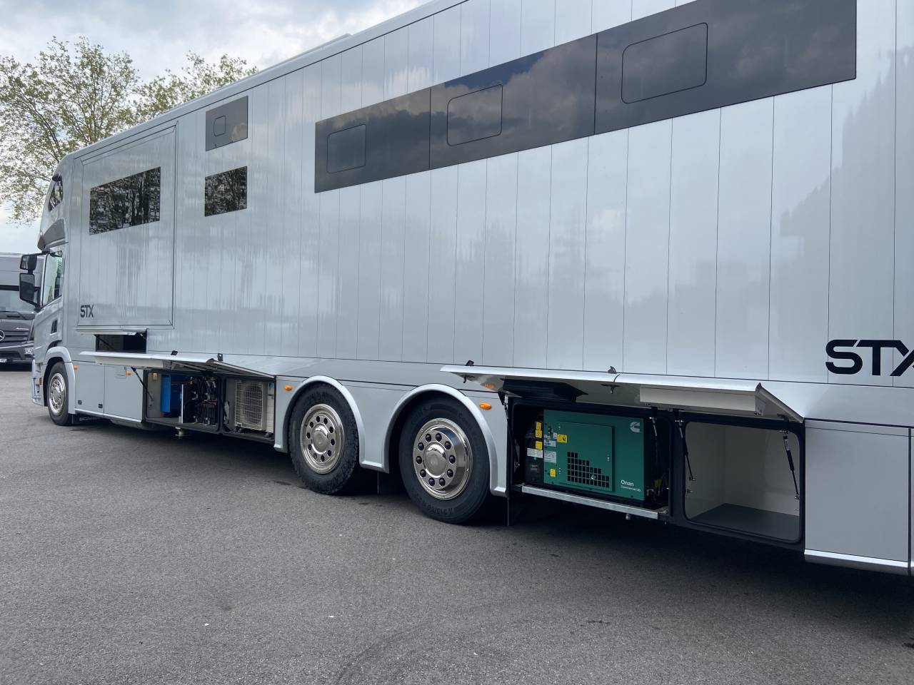 STX 26/420 - STOCK / A partir de 4190 € HT par mois