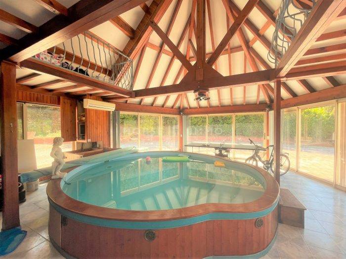 Propriété avec Deux maisons et Installations Equestres