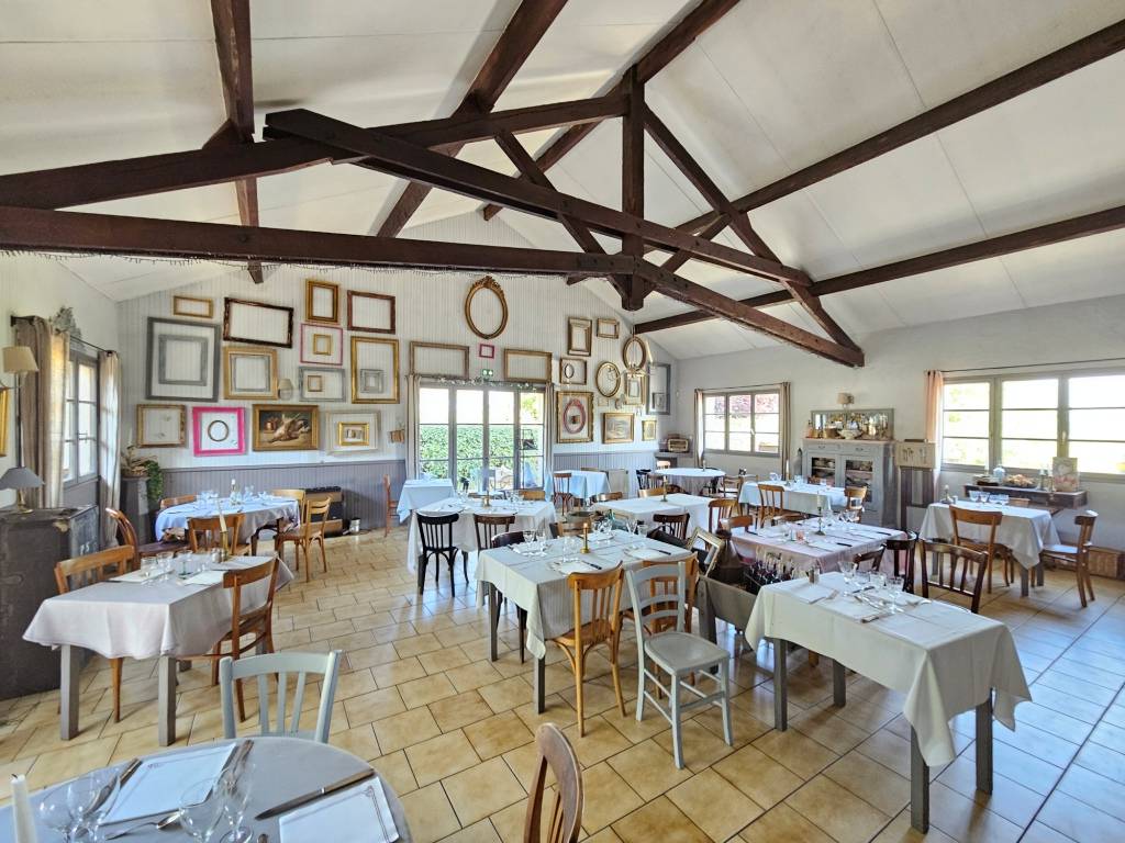 ÉCURIE MULTI ACTIVITÉ 