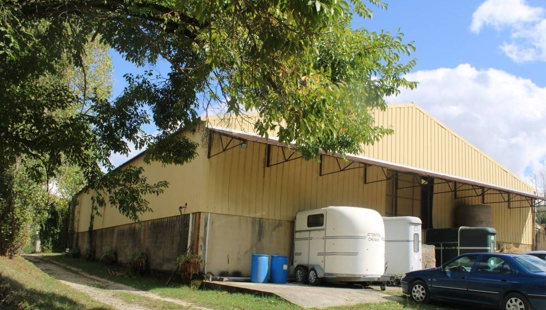 PROPRIETE EQUESTRE DANS LE GERS