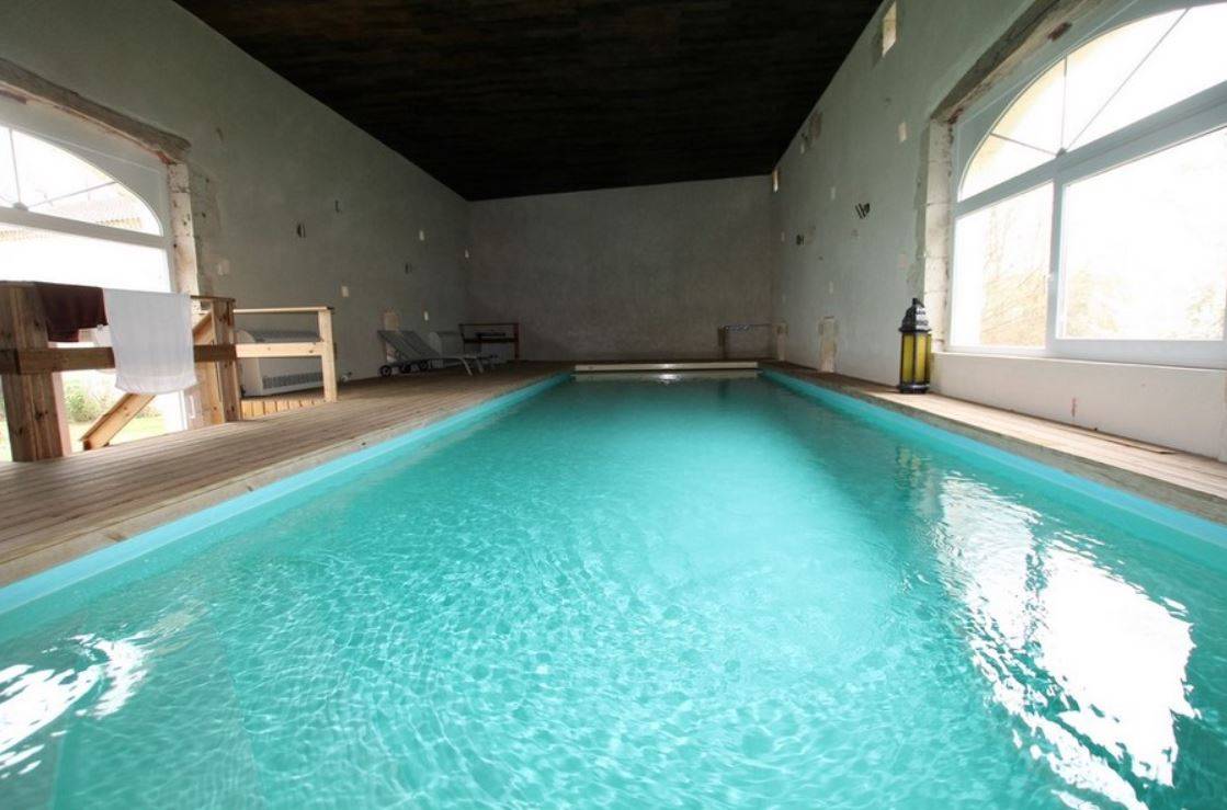 DOMAINE A VOCATION EQUESTRE SUR 7 HA