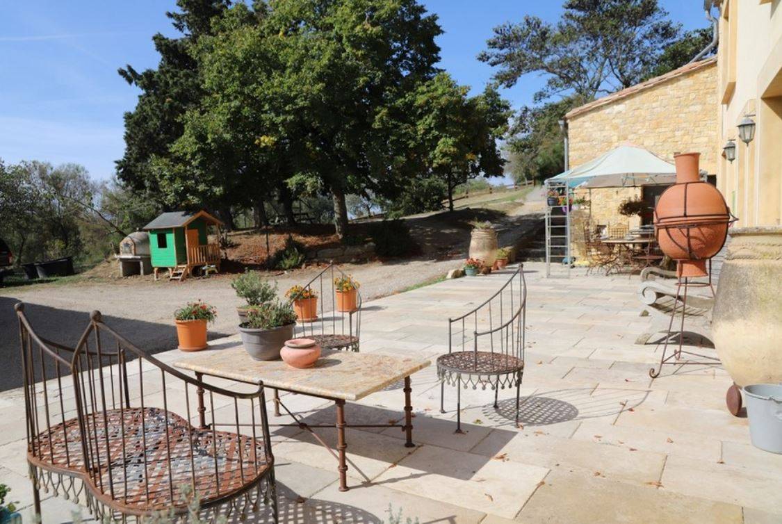 MAGNIFIQUE PROPRIETE A VOCATION EQUESTRE SUR 42 HA