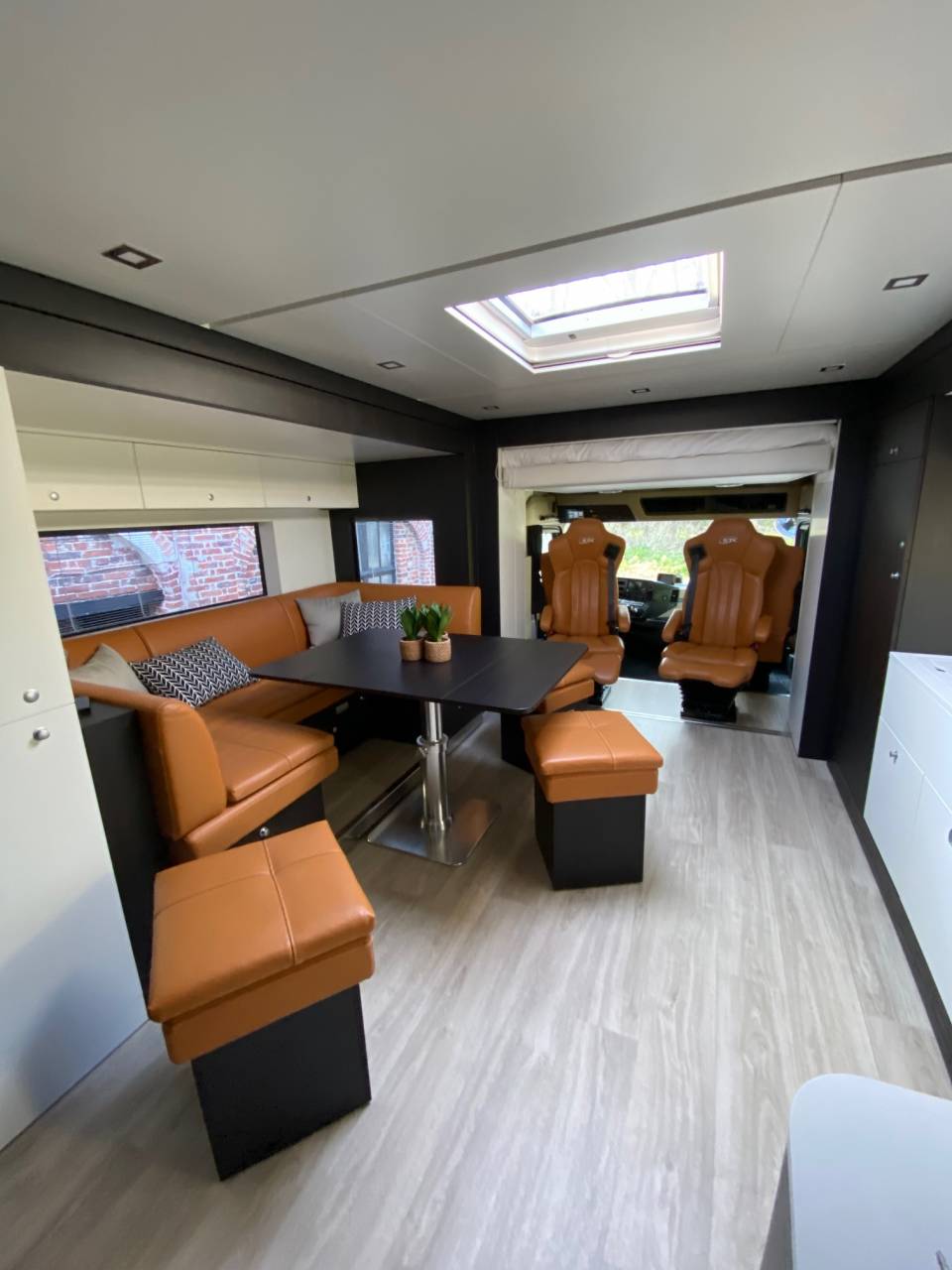 Motorhome STX avec garage VENDU