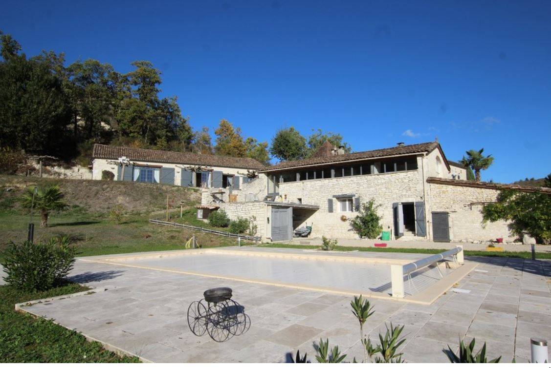 PROPRIETE IDEALE POUR GÎTES EQUESTRES