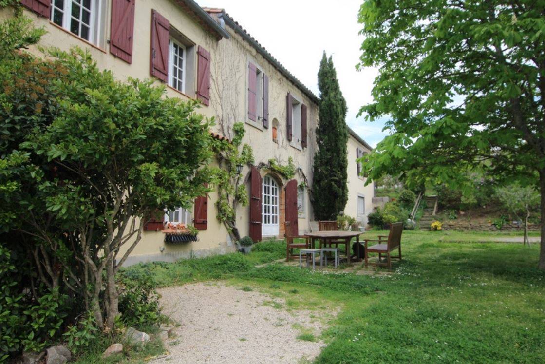 DOMAINE EQUESTRE SUR 60 HA