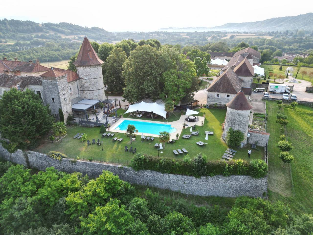 Exceptionnel relais ch&acirc;teau 4* proche de Lyon