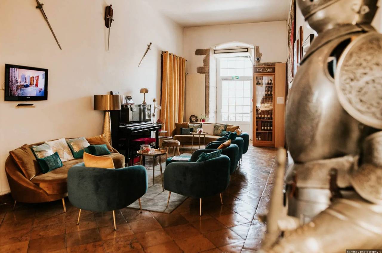 Exceptionnel relais ch&acirc;teau 4* proche de Lyon