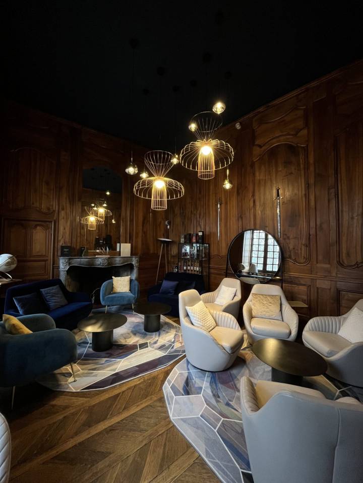 Exceptionnel relais ch&acirc;teau 4* proche de Lyon