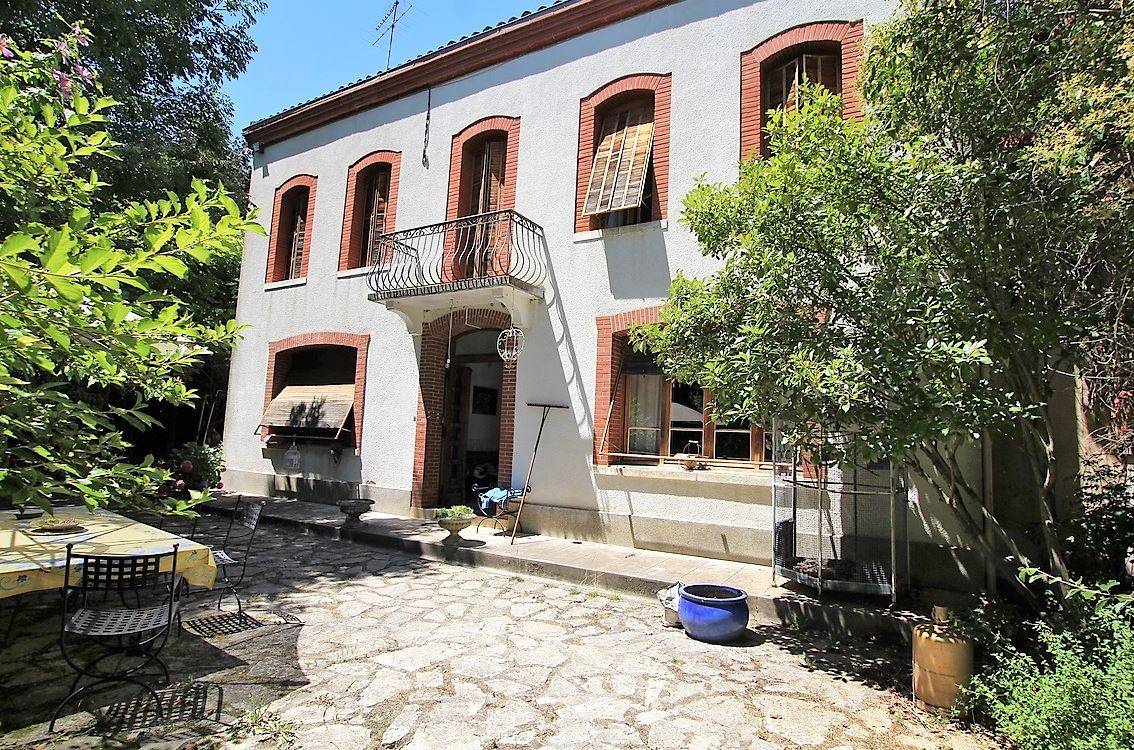 EN ARIEGE SUR 4,57 HA PROPRIETE A VOCATION EQUESTRE