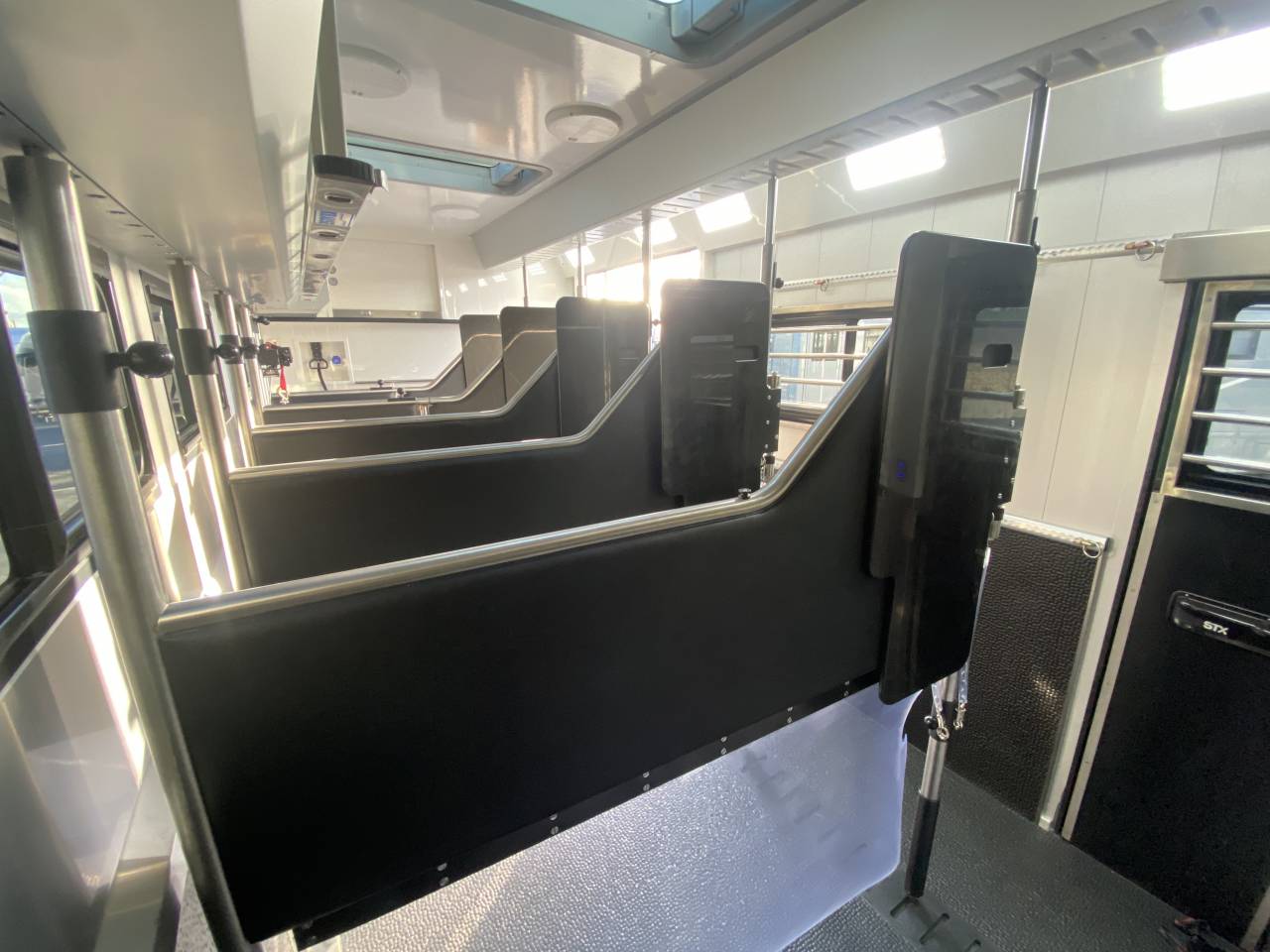 STX 26/500 - STOCK / A partir de 4400 € HT par mois