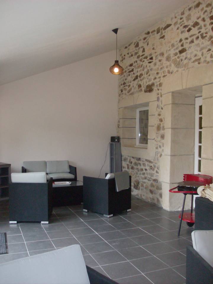 Corps de ferme sur 8H