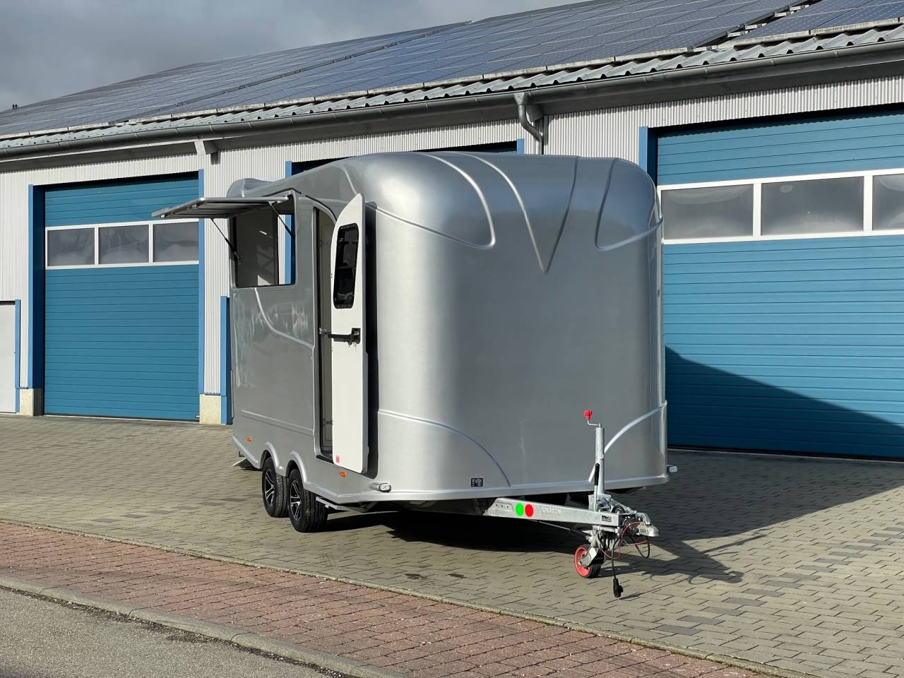 REMORQUE ANKA 3 CHEVAUX & SELLERIE