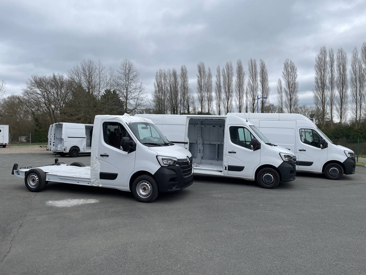 Transformation de fourgon en camion chevaux 