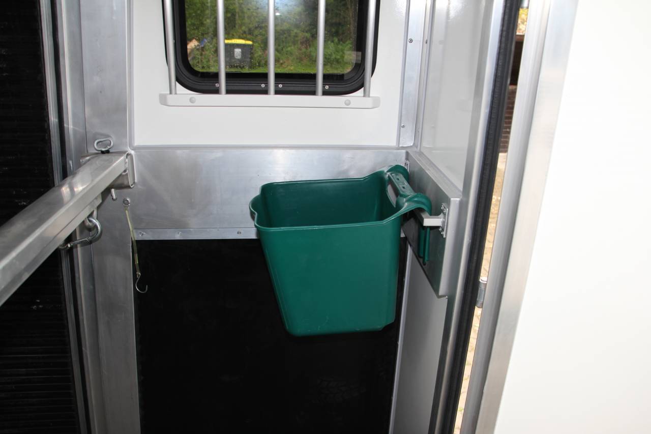 REMORQUE ANKA 2 CHEVAUX & SELLERIE