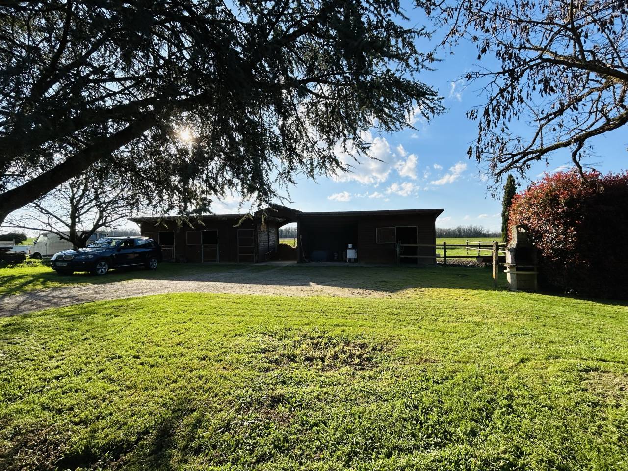Maison avec terrain attenant