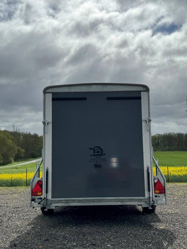 REMORQUE FOURGON 750 KG - VENDUE