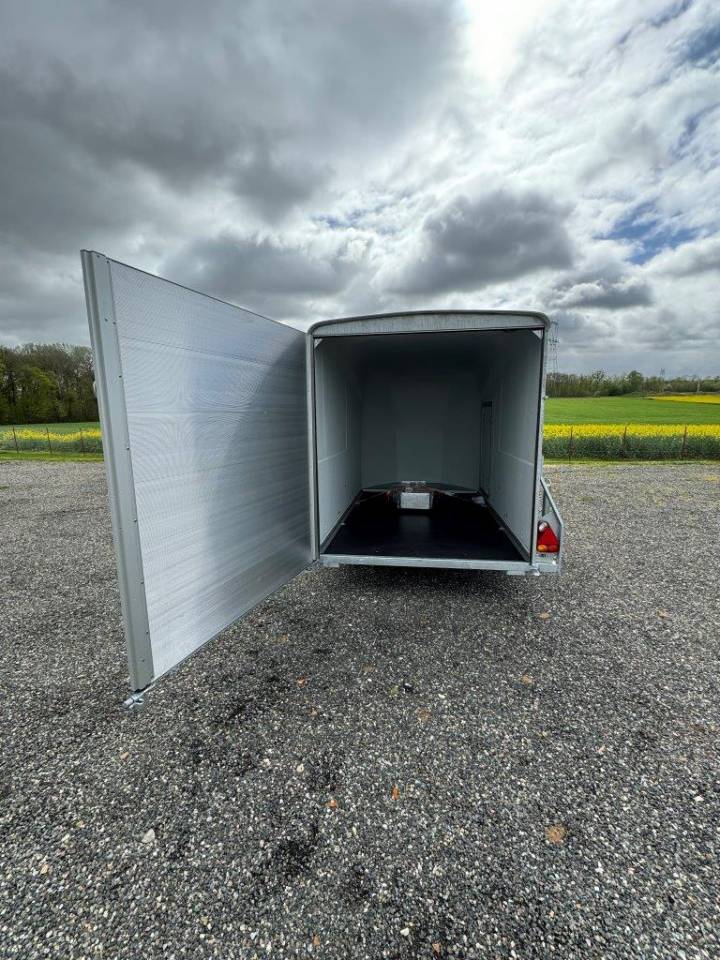 REMORQUE FOURGON 750 KG - VENDUE