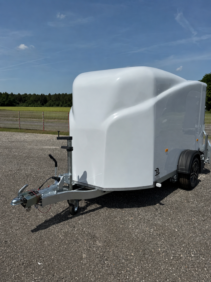REMORQUE FOURGON 750 KG 