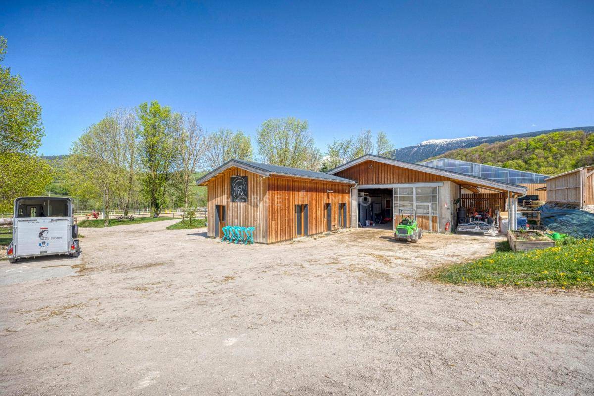 Ecurie de propriétaire de standing