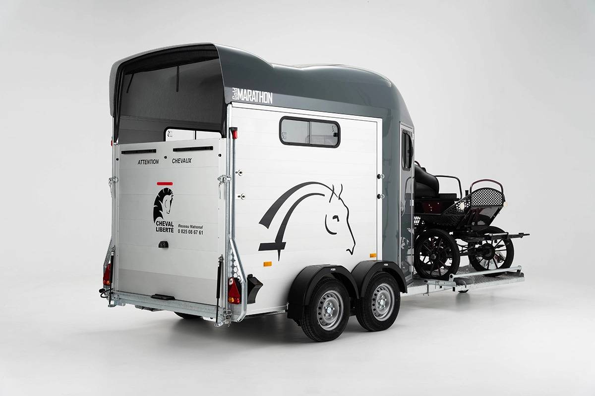 Gold Marathon - Van 2 places + Porte calèche