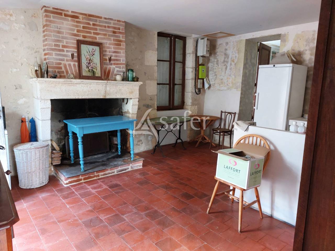 Propriété bâtie sur 20ha avec belle maison du 17ème siècle,