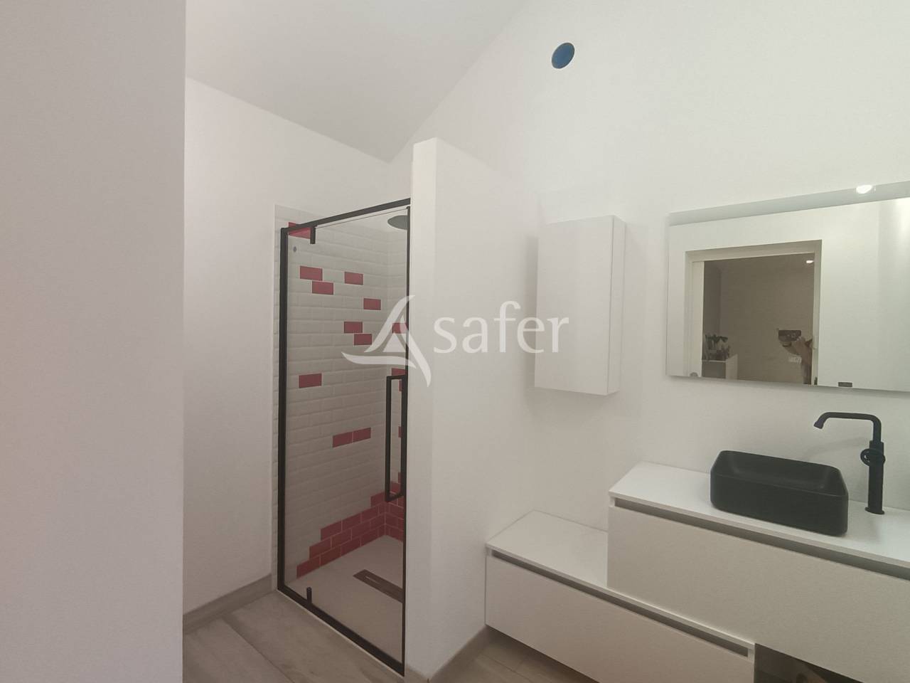 Maison rénovée avec des matériaux de qualité