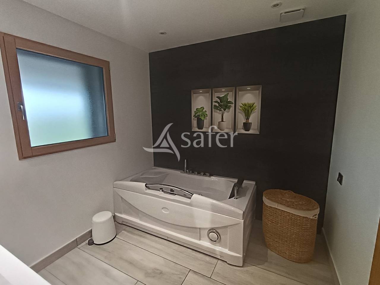 Maison rénovée avec des matériaux de qualité