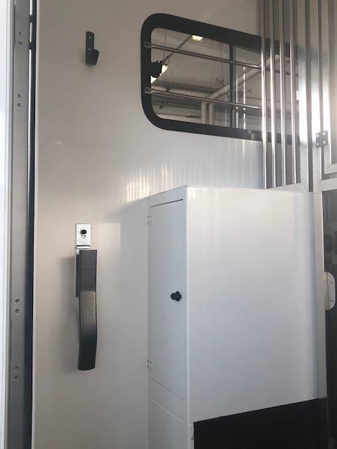 master165energy/14000kms/ 3pl cab/ stalles inox