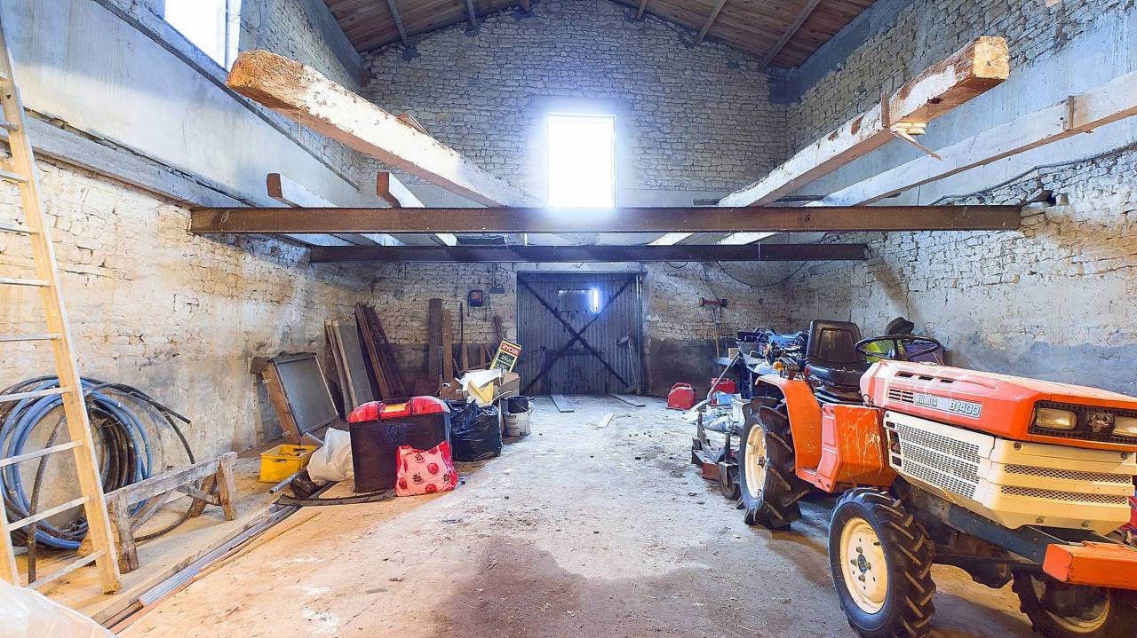 Propriété équestre CHARRON (17) sur 1,3 ha