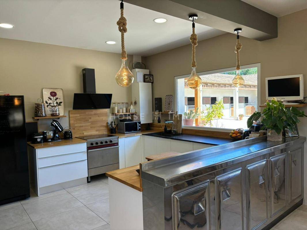 Montpellier, Domaine équestre sur plus de 3 hectares, proximit?