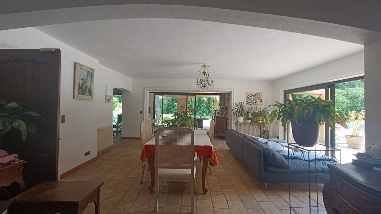 Propriété provençale avec piscine  Callian (83)