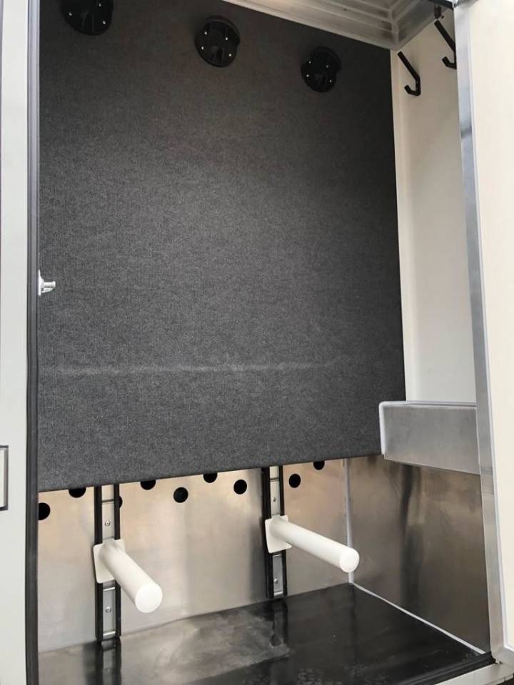 FUSO CANTER 9C18 POP OUT