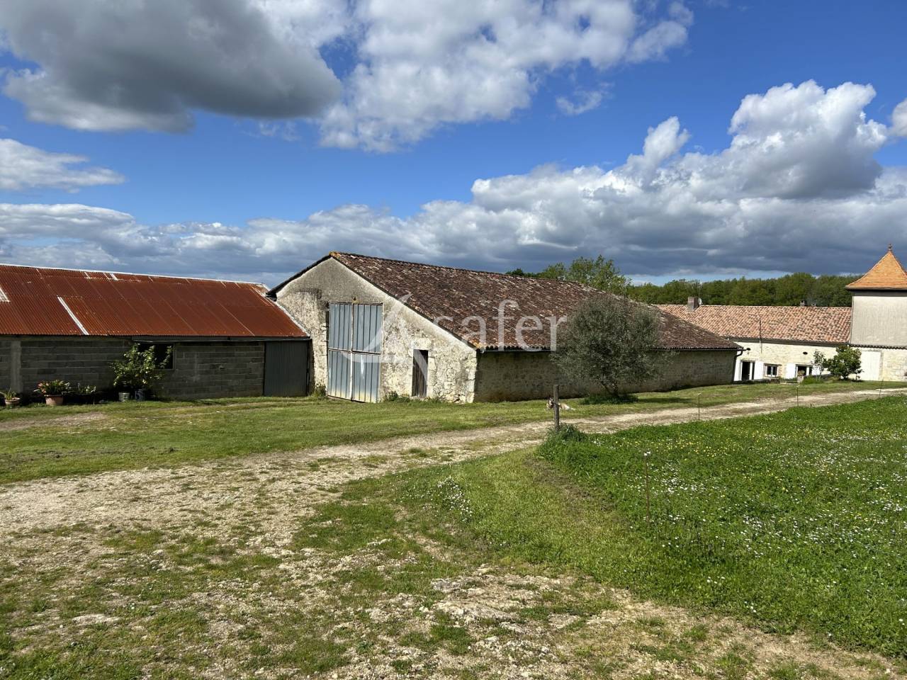 Jolie propriété agricole sur 62ha