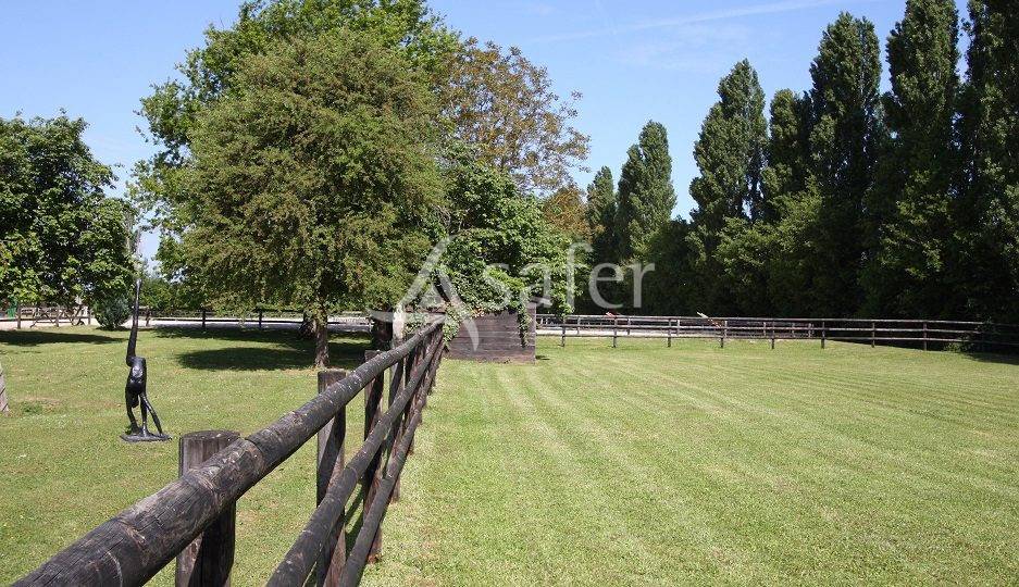 Propriété équestre proche Fontainebleau