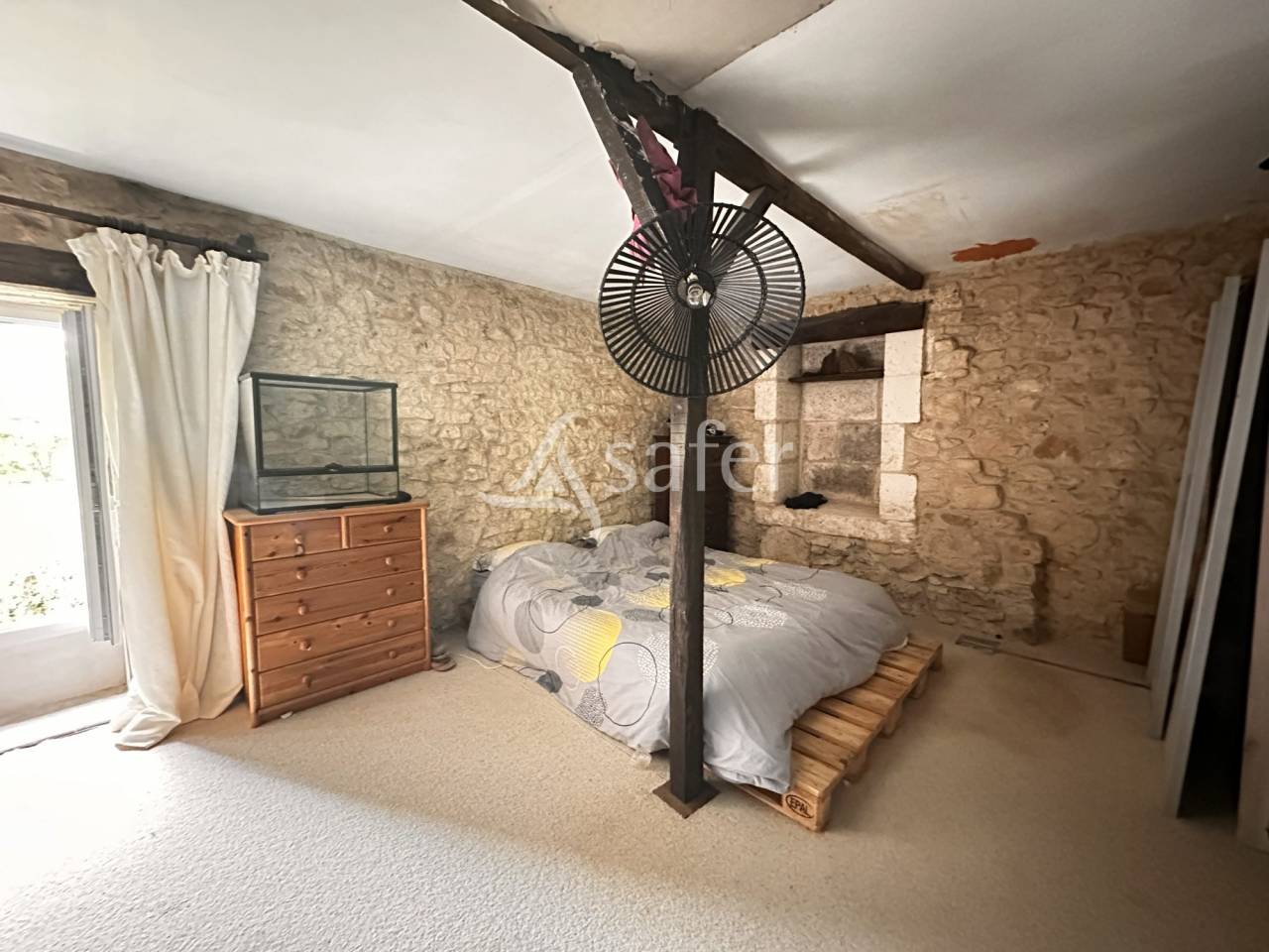 Propri&eacute;t&eacute; avec g&icirc;te sur 4ha