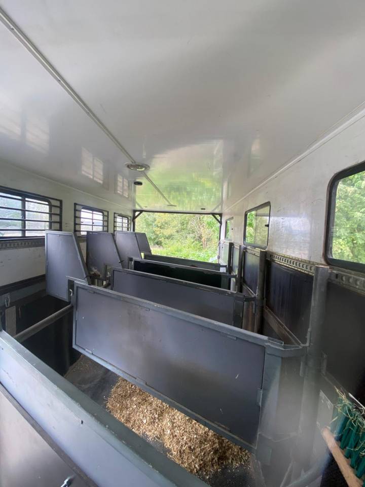 SEMI-REMORQUE SCANIA G410