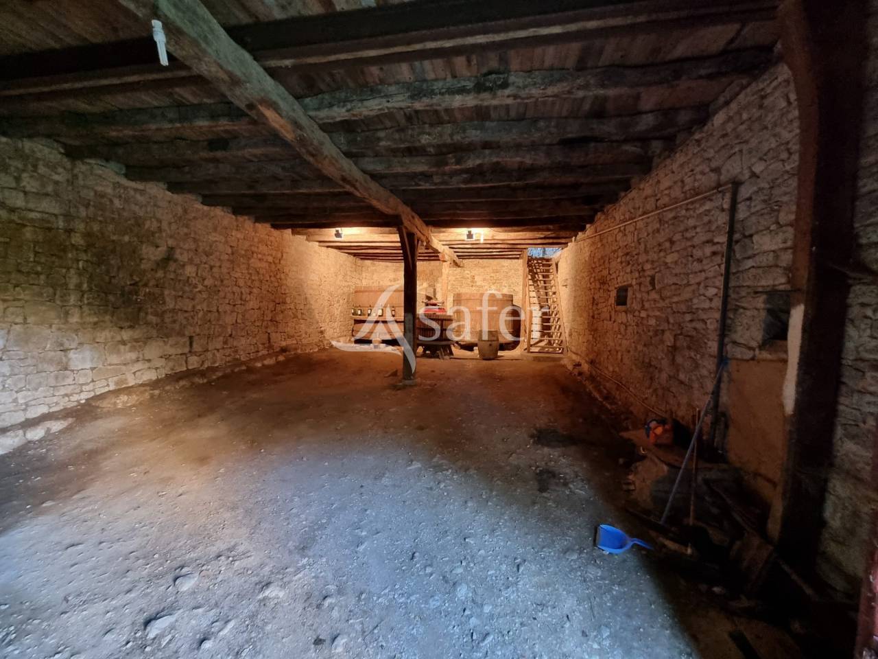 Demeure de caractère en pleine nature sur 67 ha d'un seul tenan