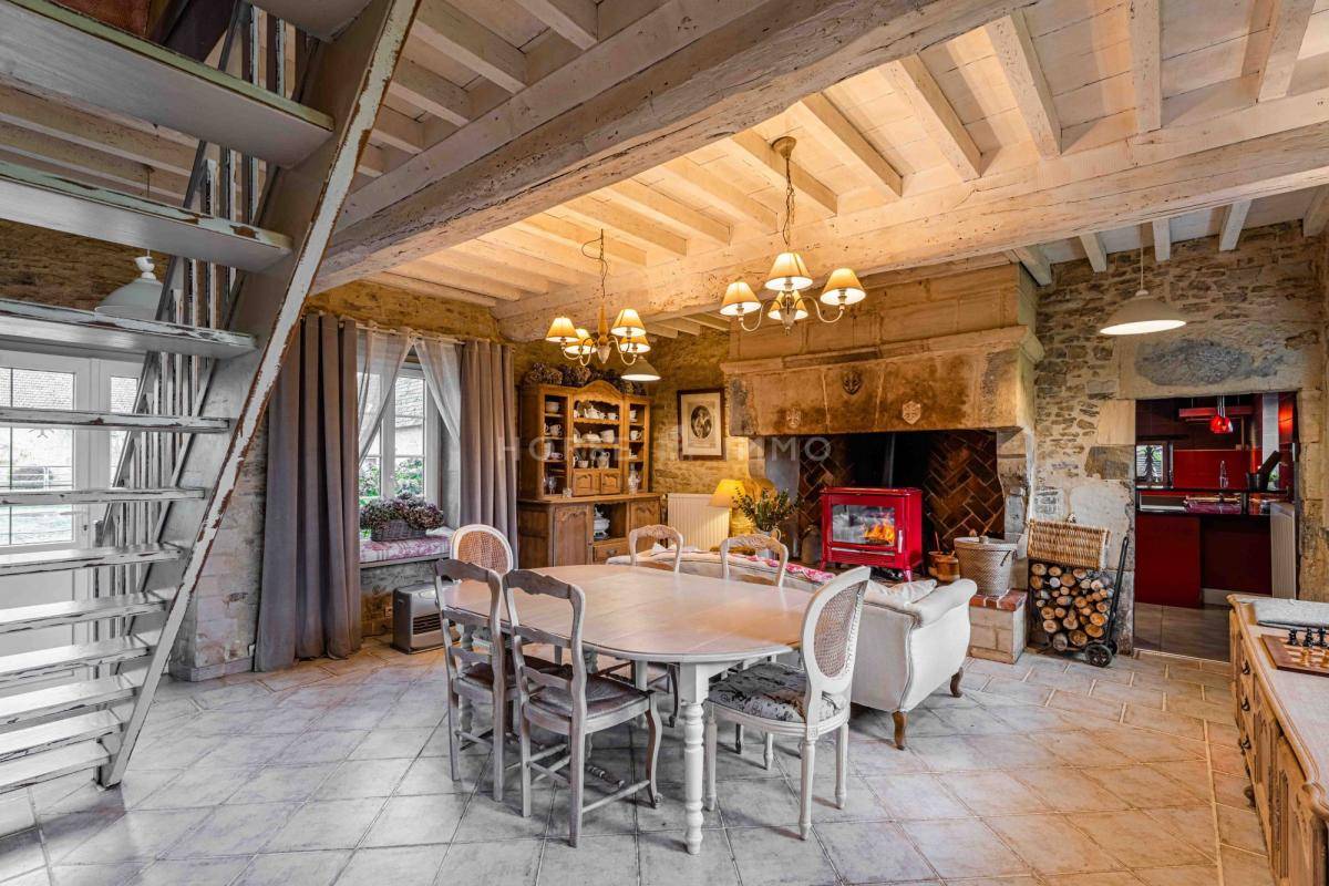 Haras d'Exception de 22 ha à Deux Pas des Plages du Débarque