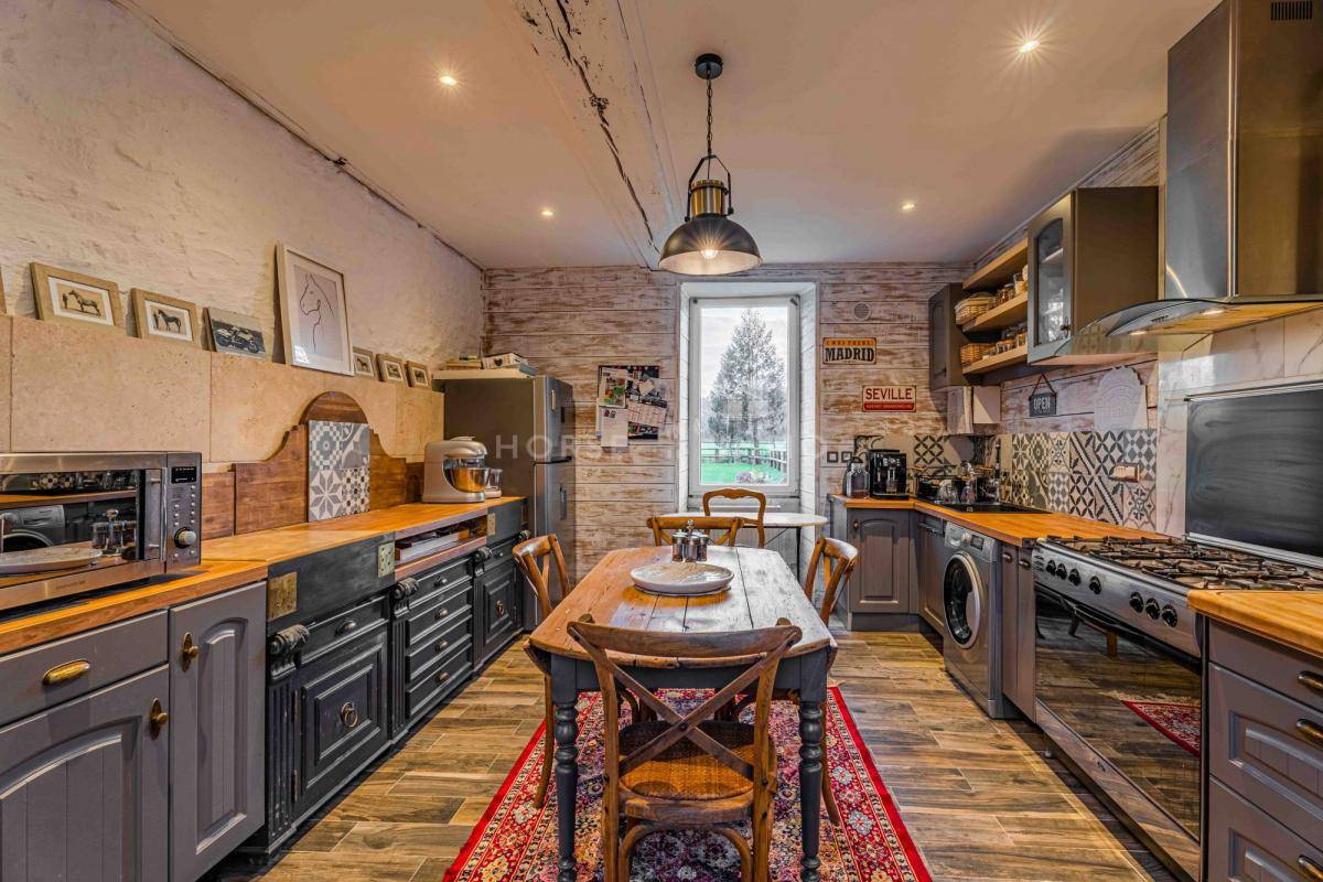 Haras d'Exception de 22 ha à Deux Pas des Plages du Débarque