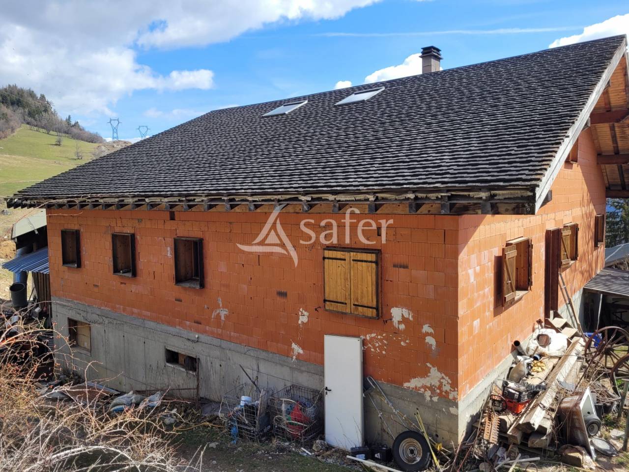 Ferme sur les hauteurs de Moûtiers