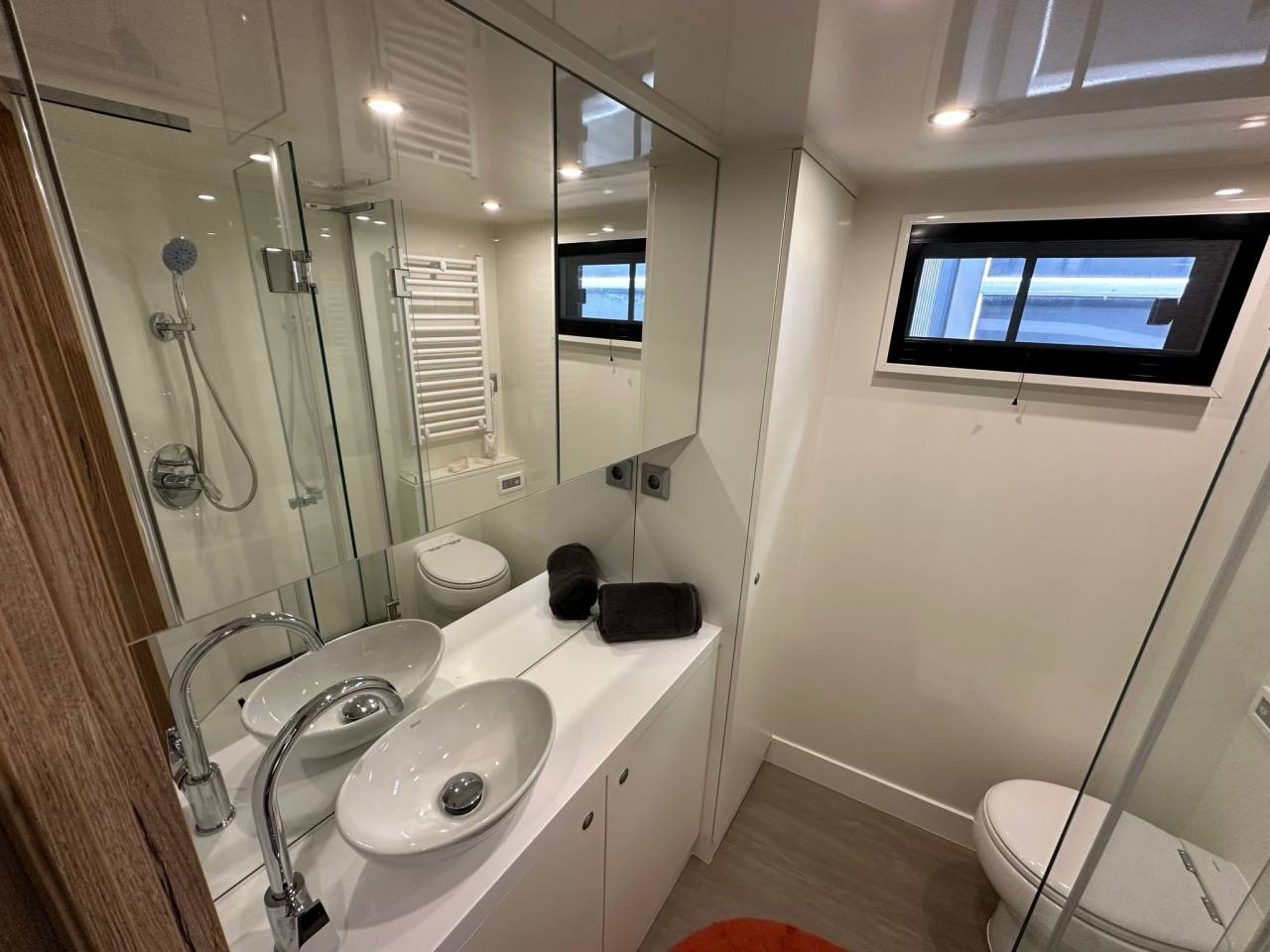 SCANIA S450 HTI DOUBLE POP OUT & POP UP